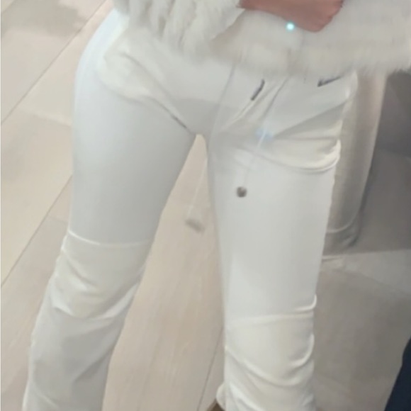 Authentic Fendi Pants REDUCED - Picture 2 of 9